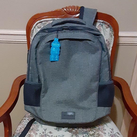 Vera Bradley Handbags - Vera Bradley Grand Reactive Heather Gray Backpack